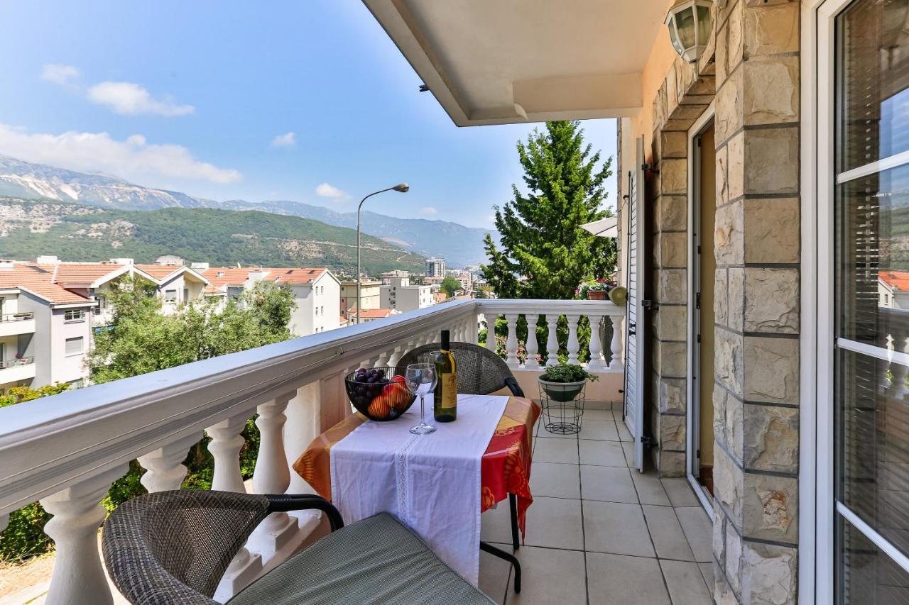 Damonte - Apartments And Rooms Будва Экстерьер фото