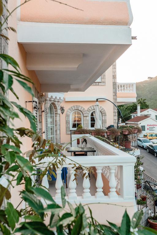 Damonte - Apartments And Rooms Будва Экстерьер фото